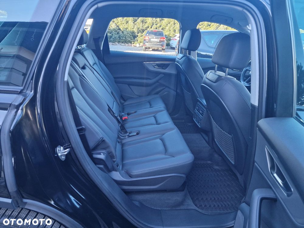 Audi Q7 TFSI mHEV 250 kW Quattro Tiptr - 18