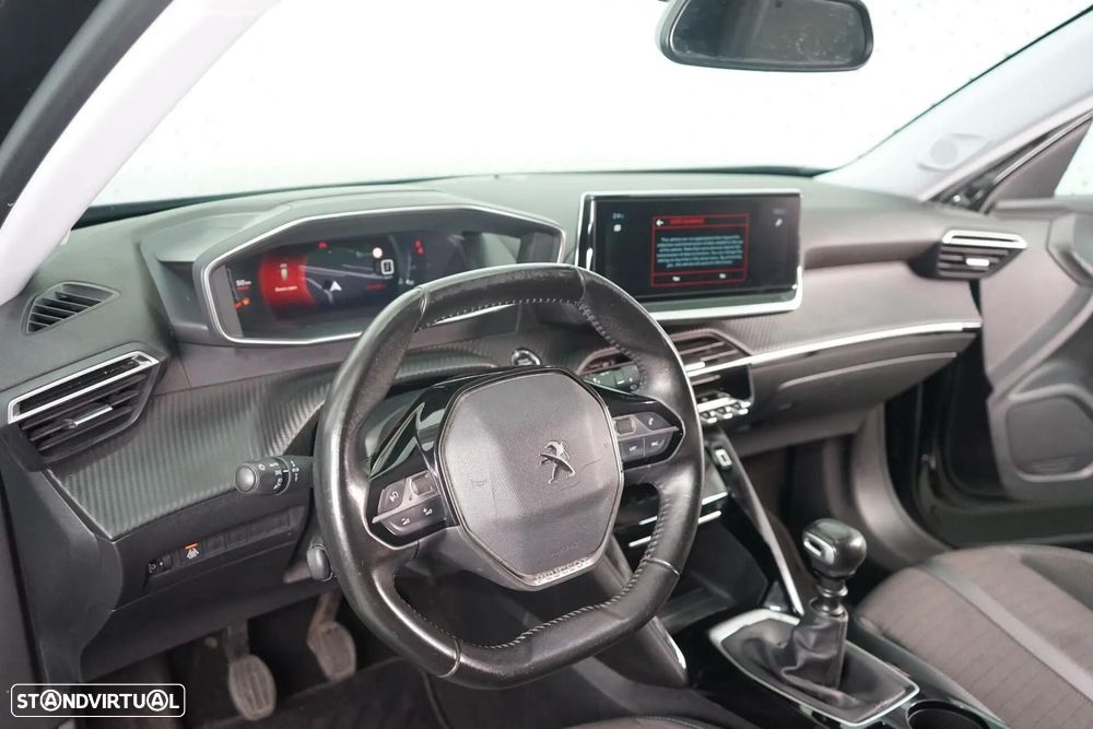 Peugeot 2008 1.2 PureTech Allure - 16