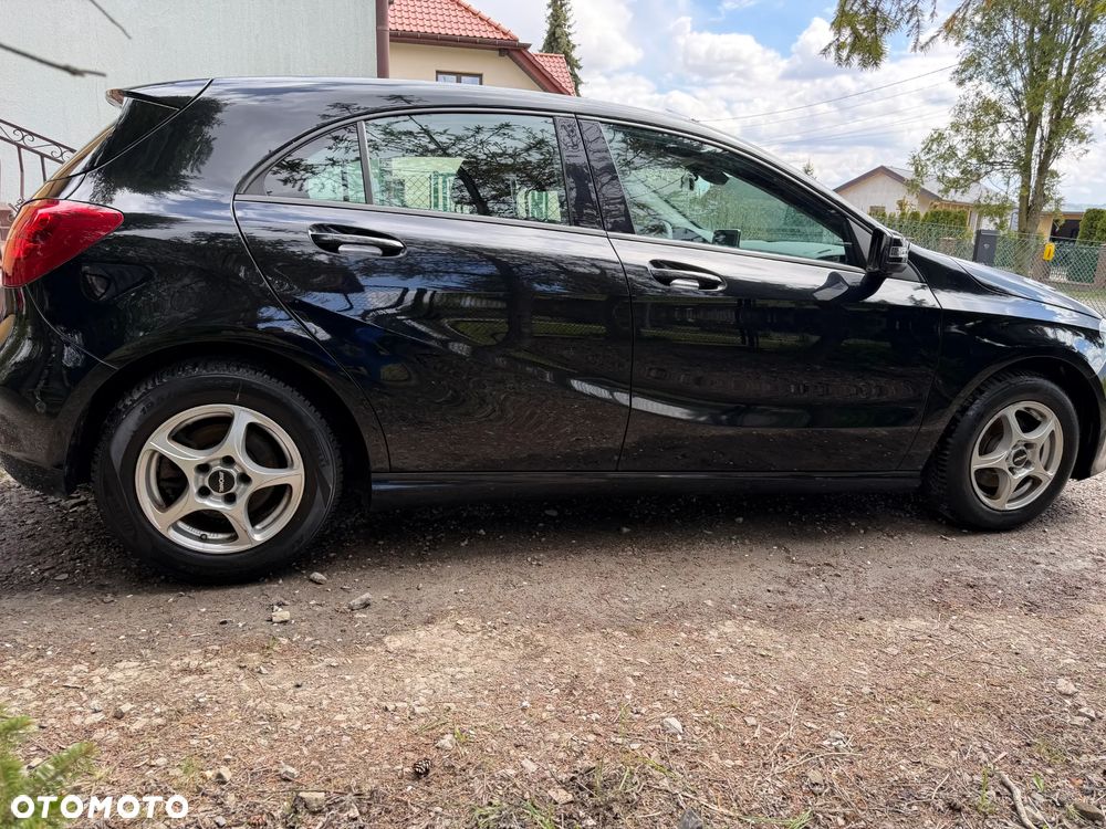 Mercedes-Benz Klasa A 180 d BlueEFFICIENCY Edition Style - 8