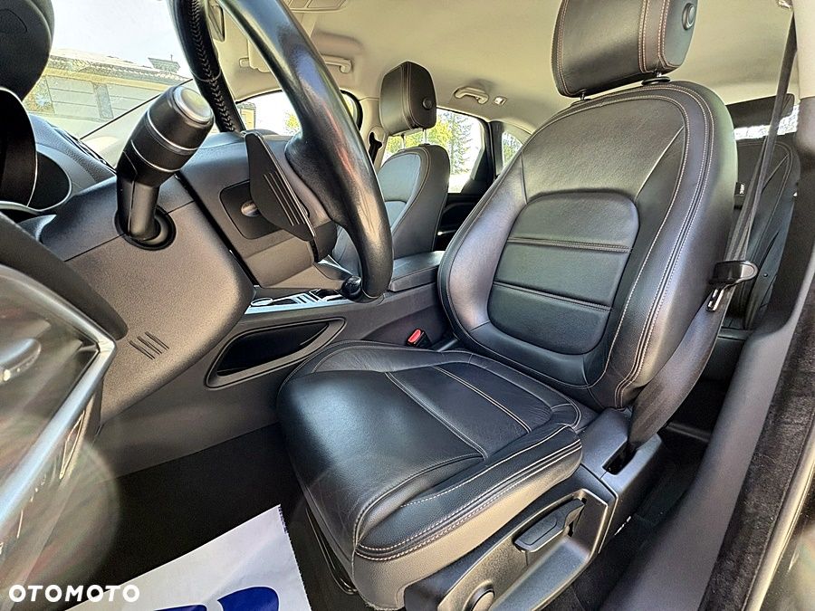 Jaguar F-Pace 20d AWD Prestige - 16
