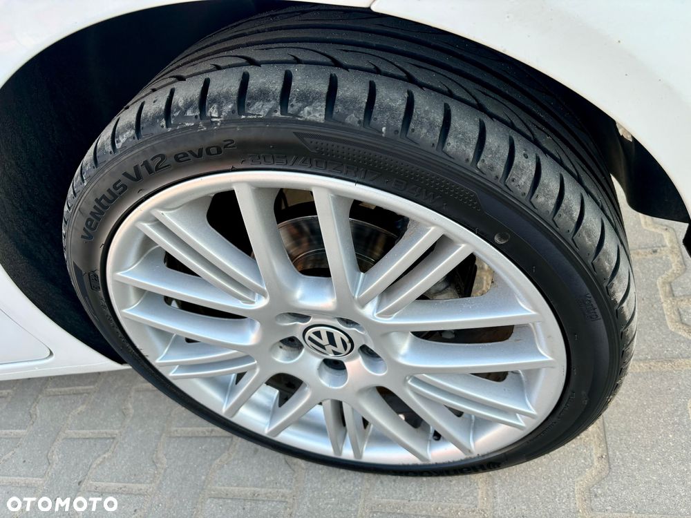 Volkswagen Polo - 8