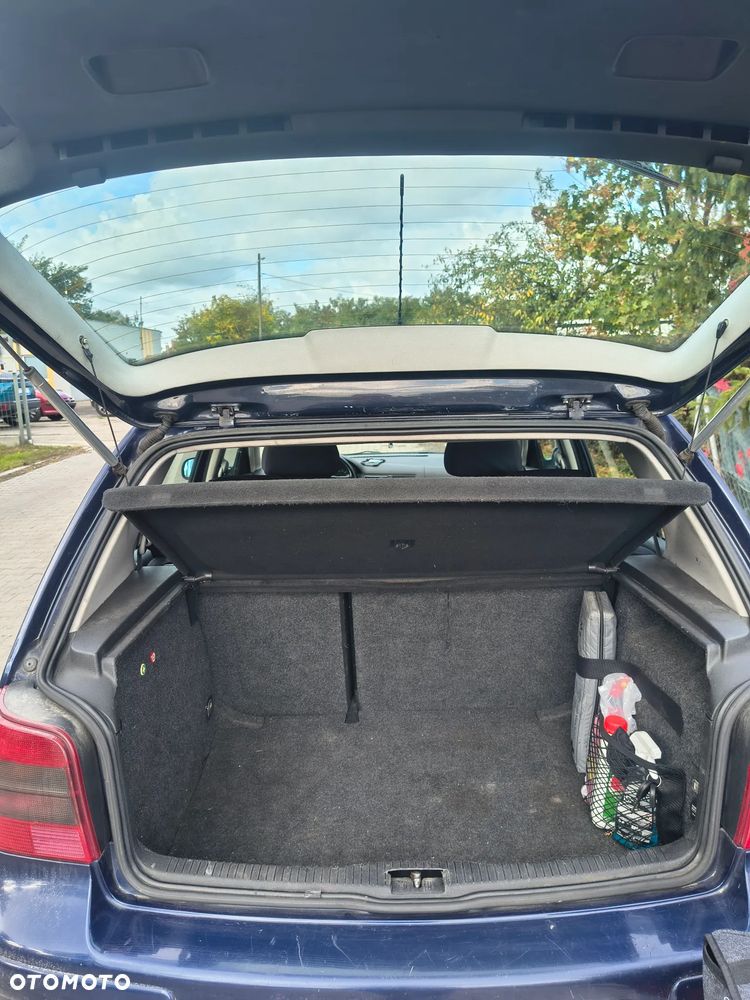 Volkswagen Golf - 9