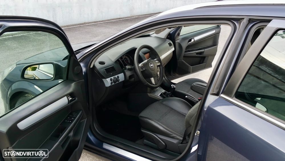 Opel Astra Caravan 1.7 CDTi Cosmo M6 - 37