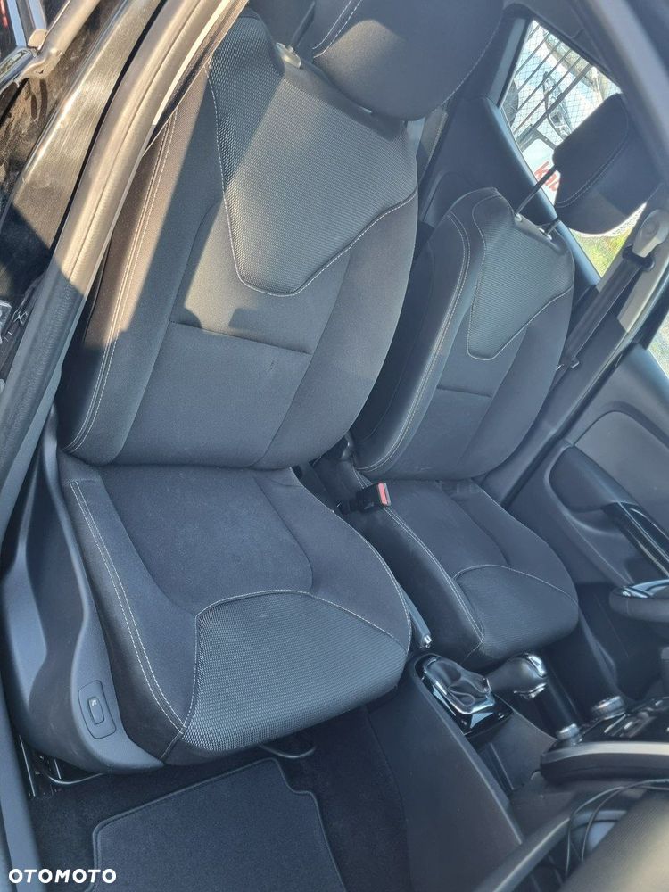 Renault Clio - 15