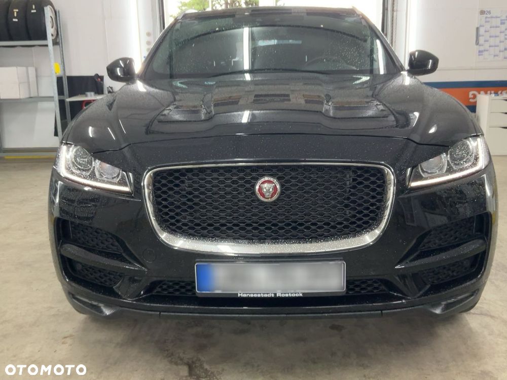 Jaguar F-Pace 20d AWD Prestige - 13