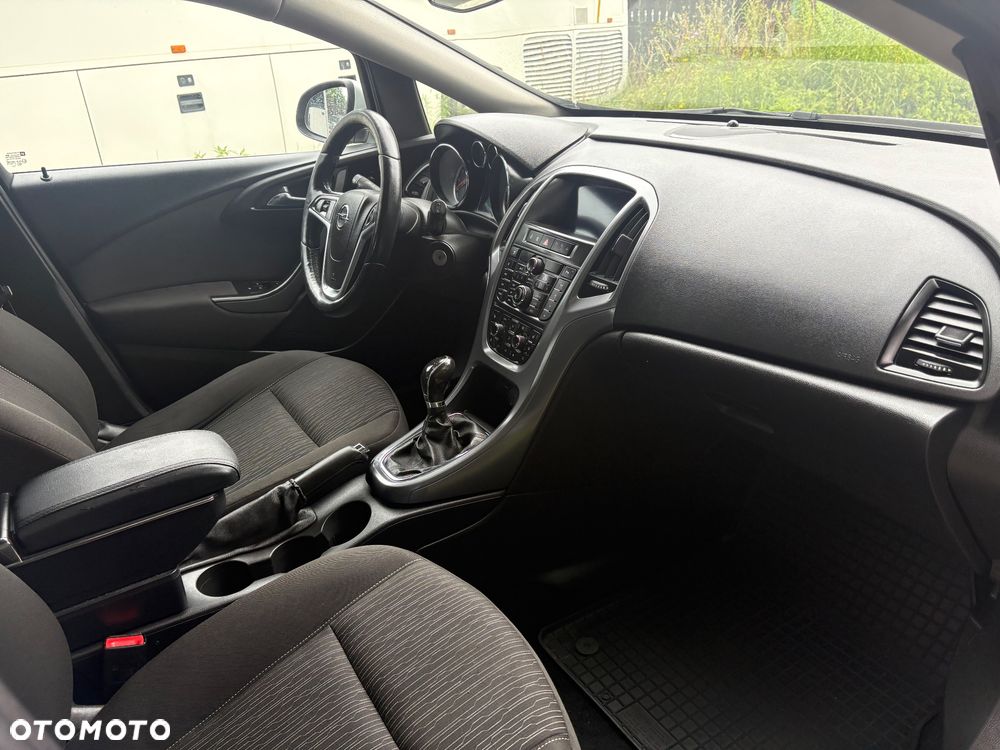 Opel Astra 1.4 T Cosmo - 10