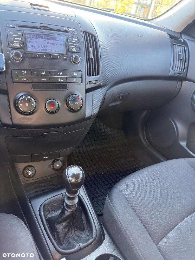 Hyundai i30 1.6 CRDi Base - 12