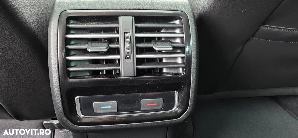 Volkswagen Passat - 12