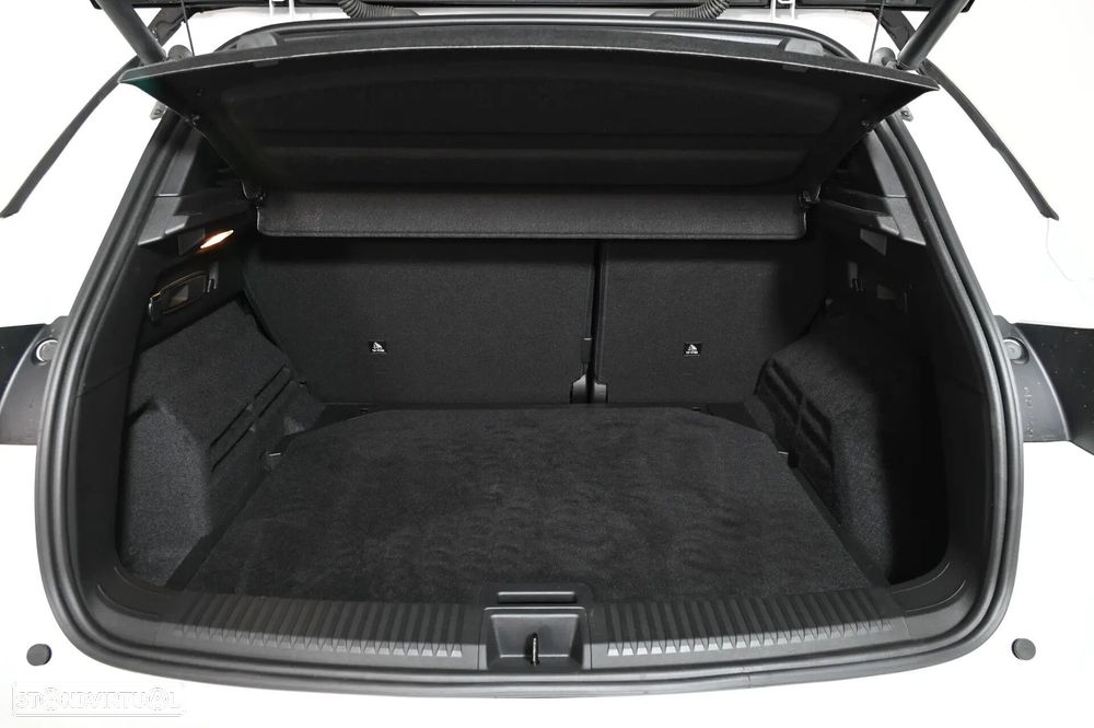 Renault Austral 1.3 Mild Hybrid Iconic Auto - 10