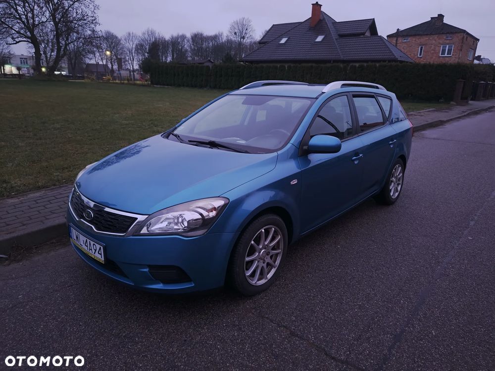 Kia Ceed 1.6 Crdi Comfort + - 5