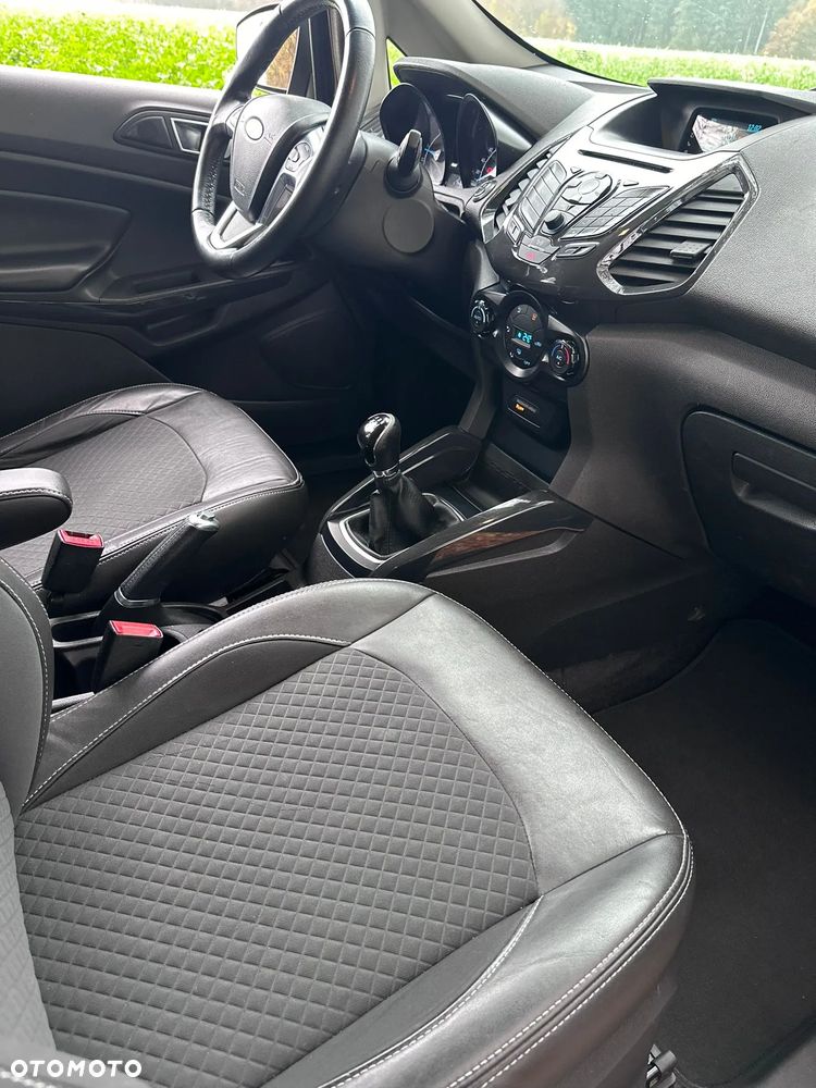 Ford EcoSport - 20