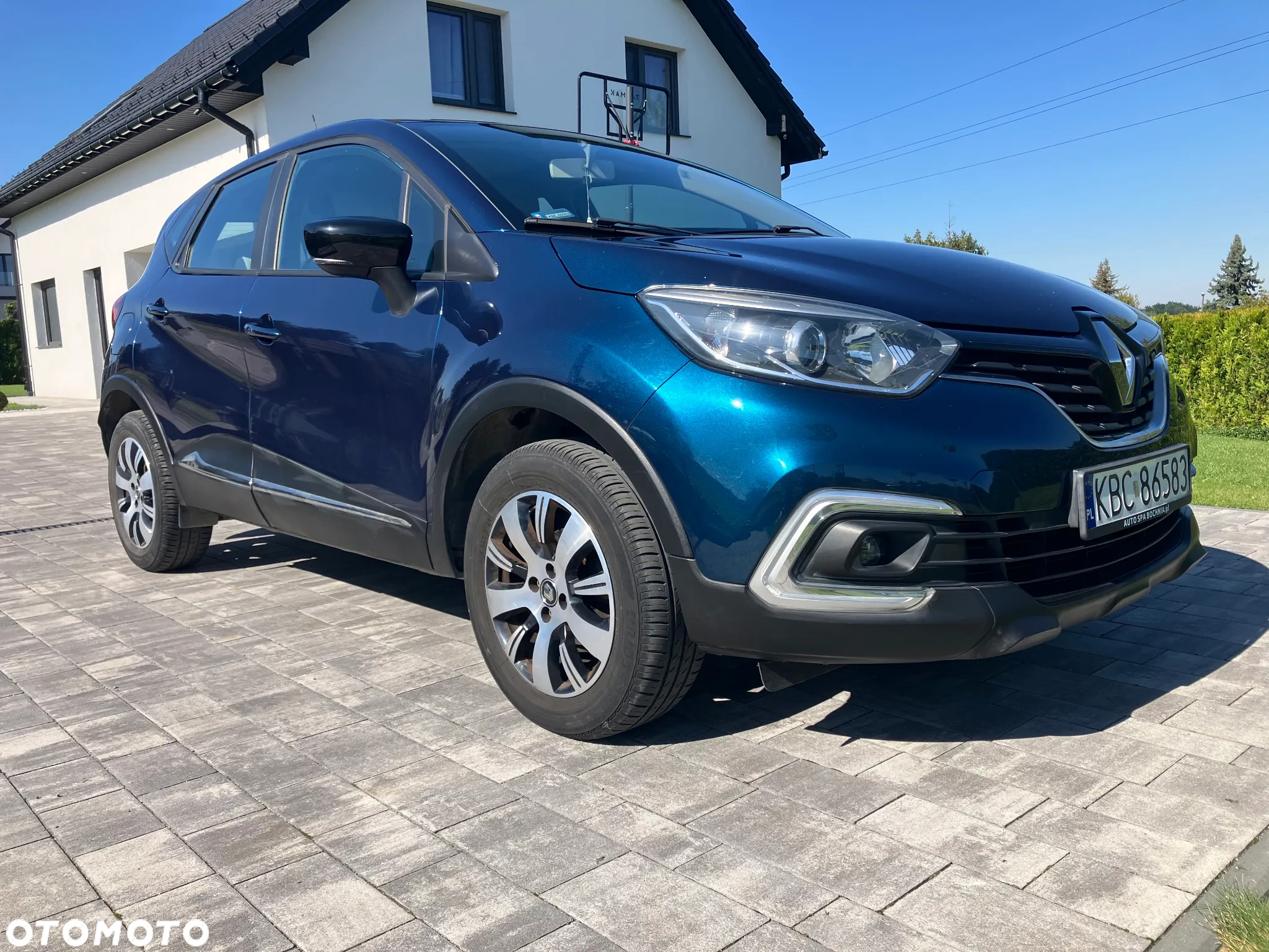Renault Captur - 4