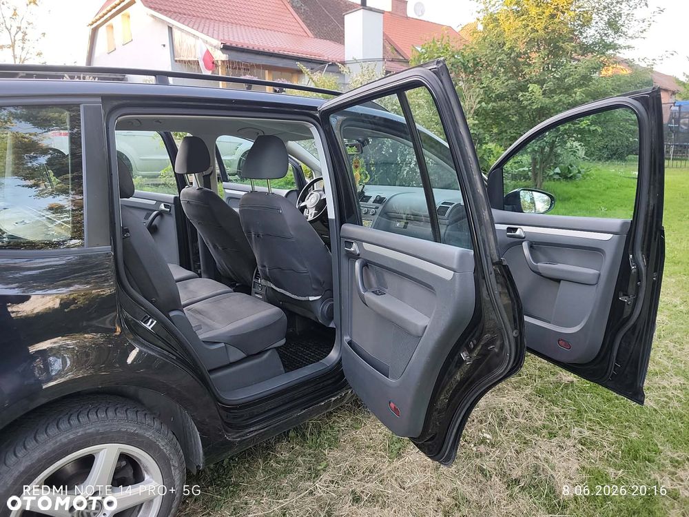 Volkswagen Touran 1.2 TSI Trendline - 6