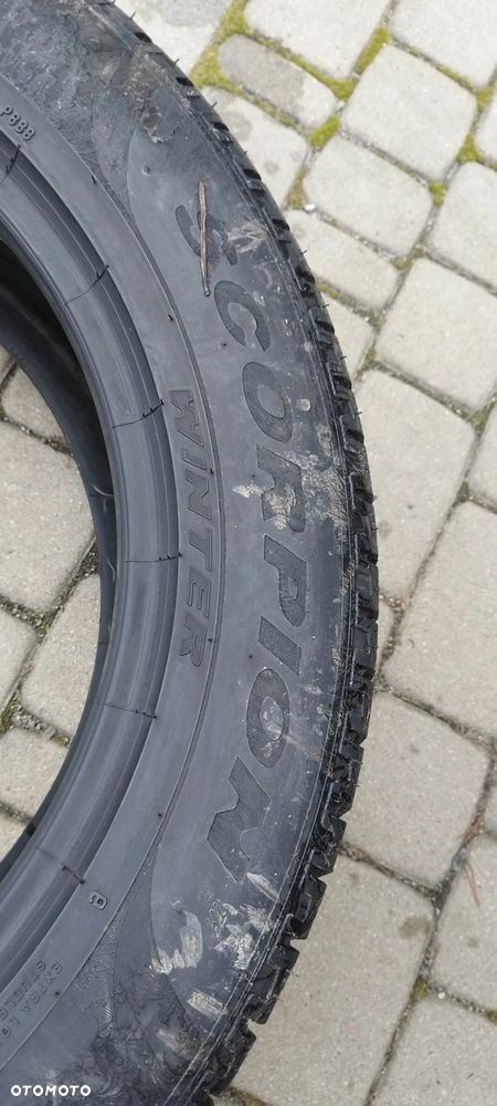 255/55/20 pirelli scorpion winter - 3