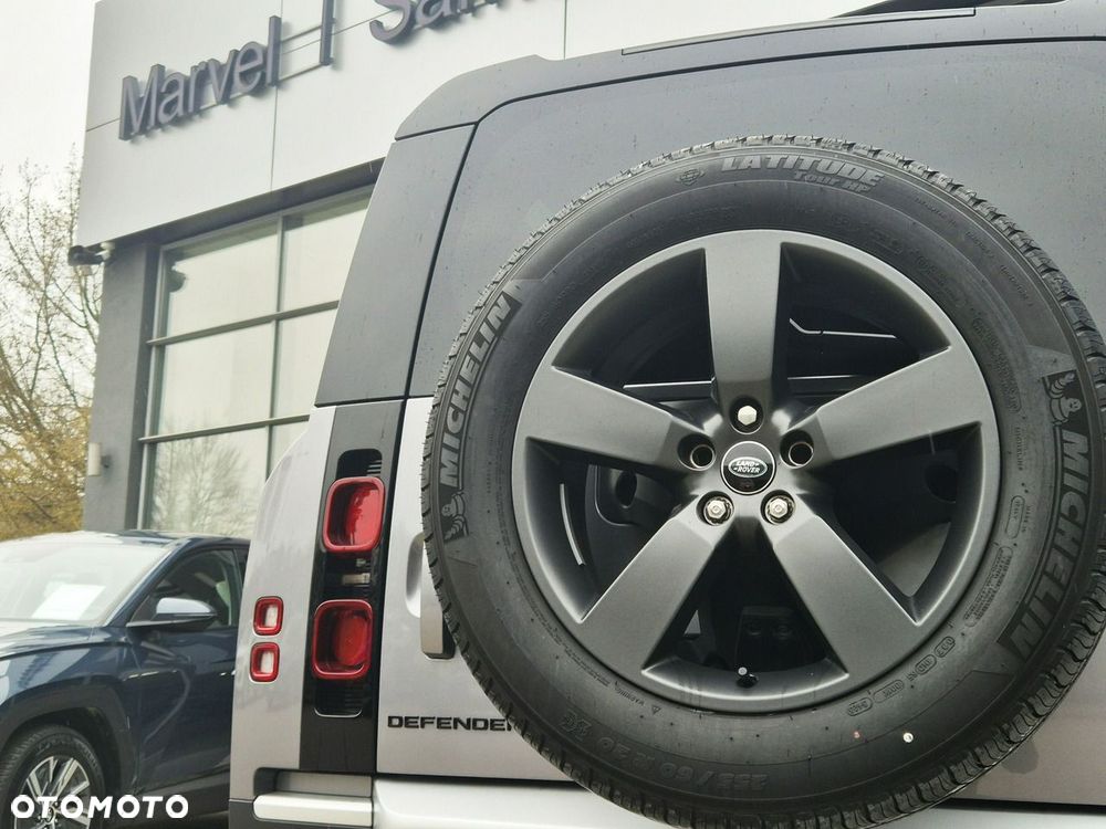 Land Rover Defender 90 P400 SE - 16