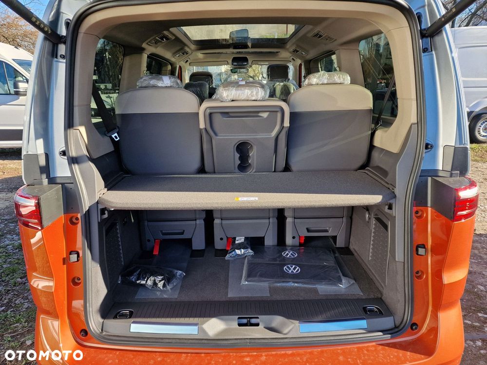 Volkswagen Multivan - 8