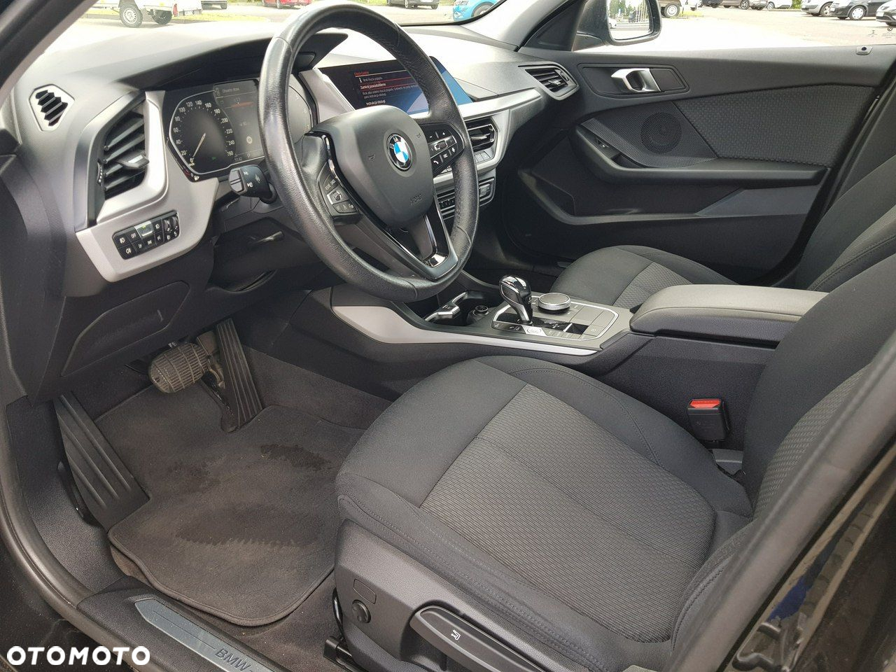 BMW Seria 1 118i Advantage - 10