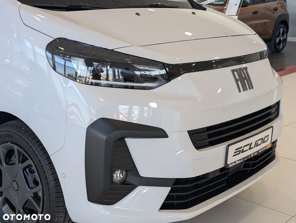 Fiat Scudo Furgon XL Diesel 2.2 180 KM Automat - 29