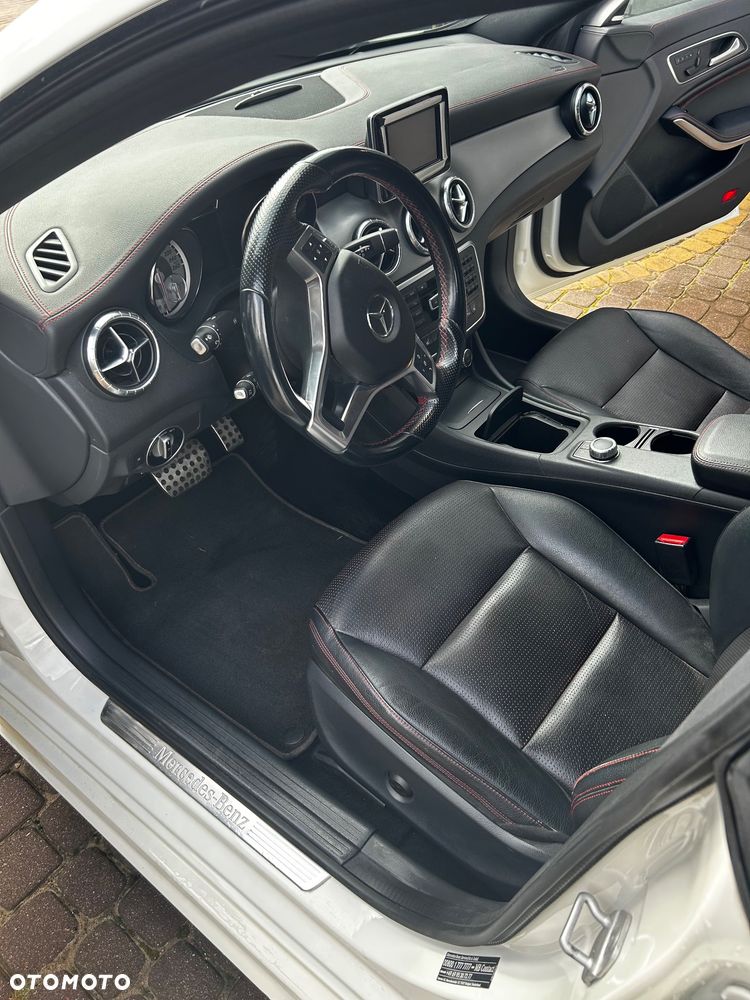 Mercedes-Benz CLA 250 4-Matic Sport - 15