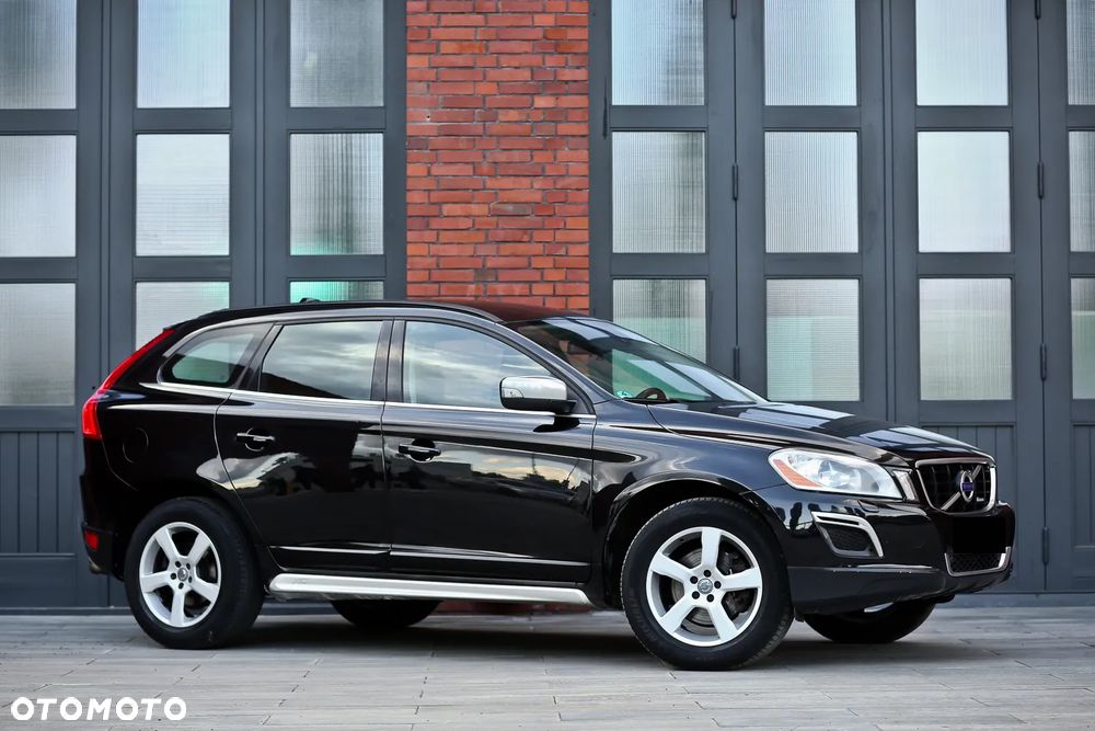 Volvo XC 60 DRIVe R Design - 4