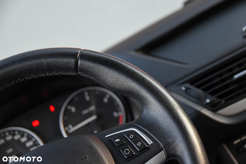 BMW X1 sDrive18d - 36