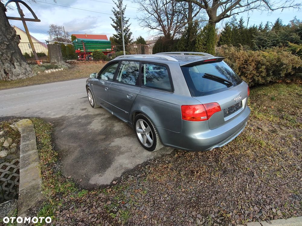 Audi A4 Avant 2.0 TDI DPF quattro - 8