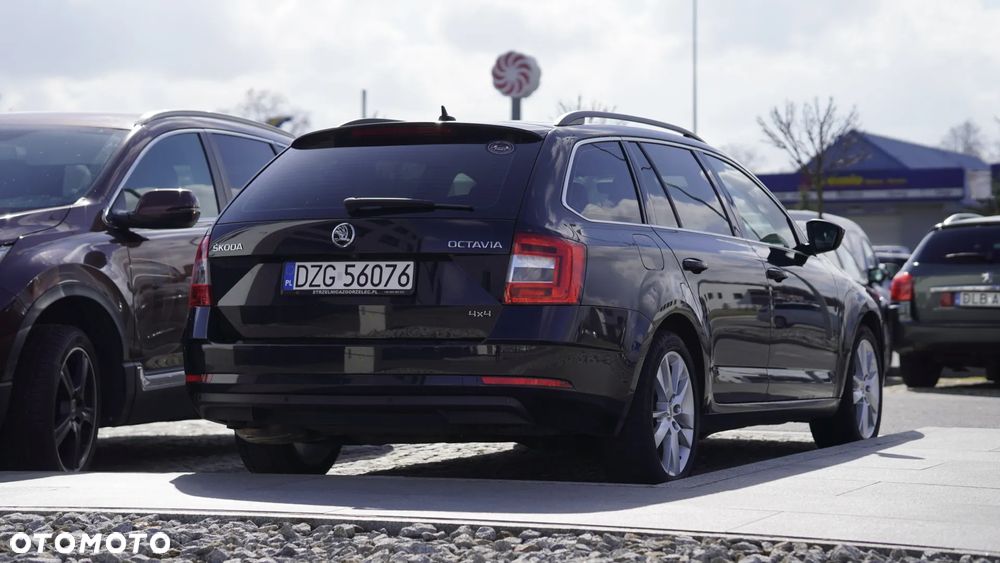 Skoda Octavia 2.0 TDI SCR 4x4 Style DSG - 2