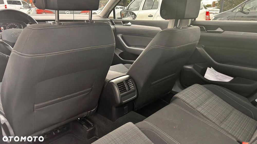 Volkswagen Passat 2.0 TSI Elegance DSG - 10