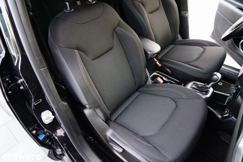 Jeep Renegade 1.3 T-GDI Automatik Limited - 24