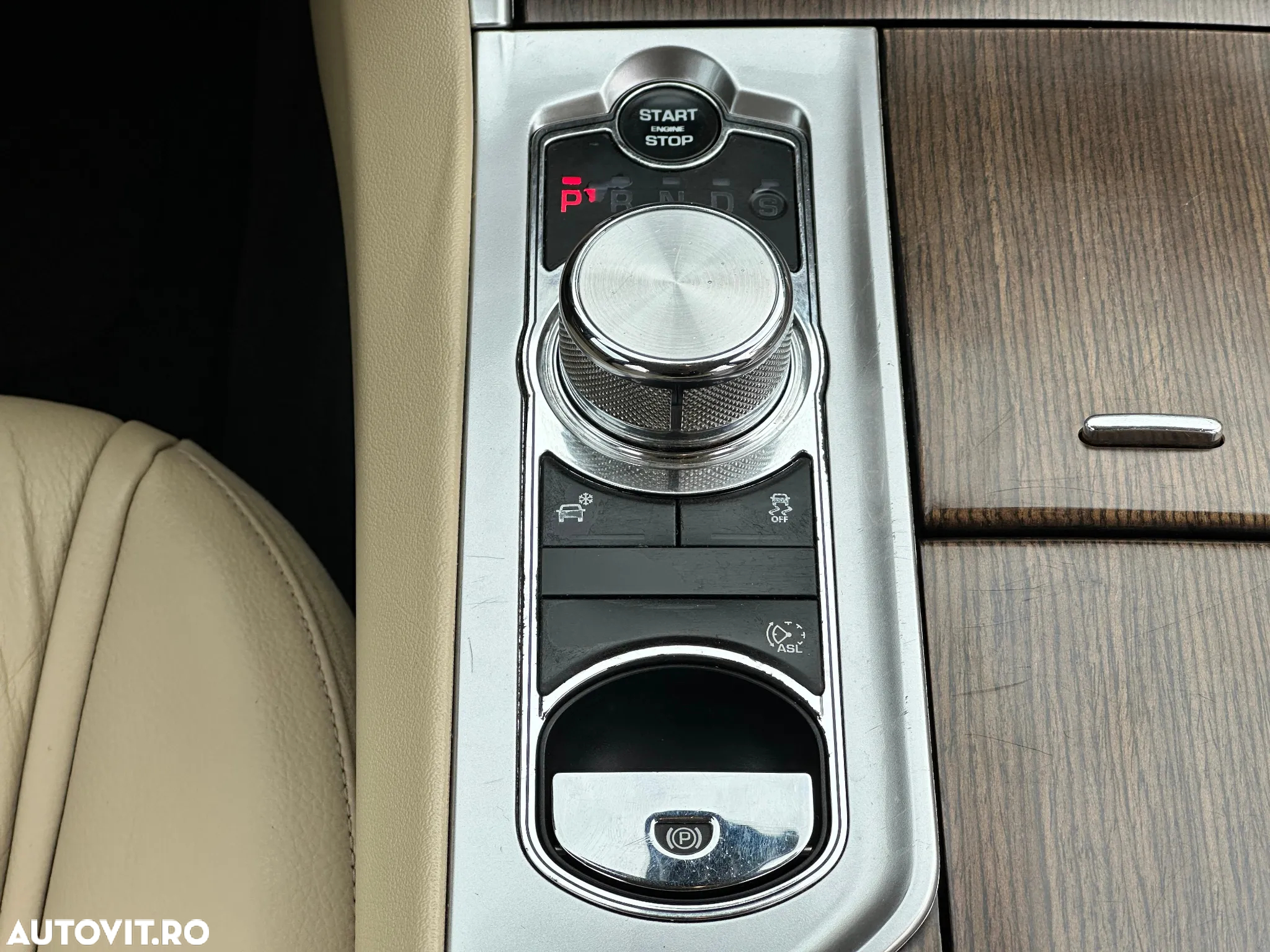 Jaguar XF 2.2D - 7