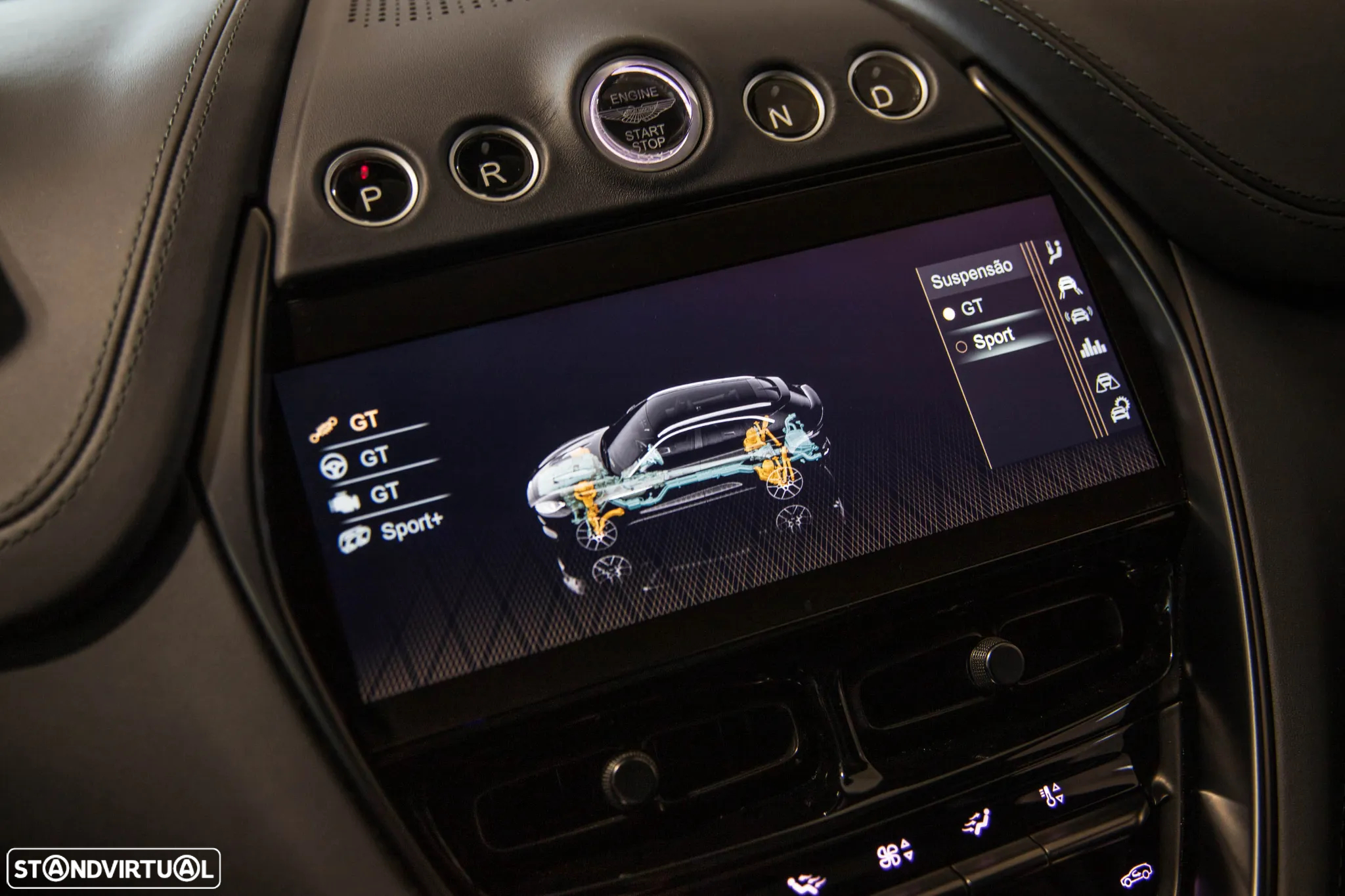 Aston Martin DBX 707 - 33