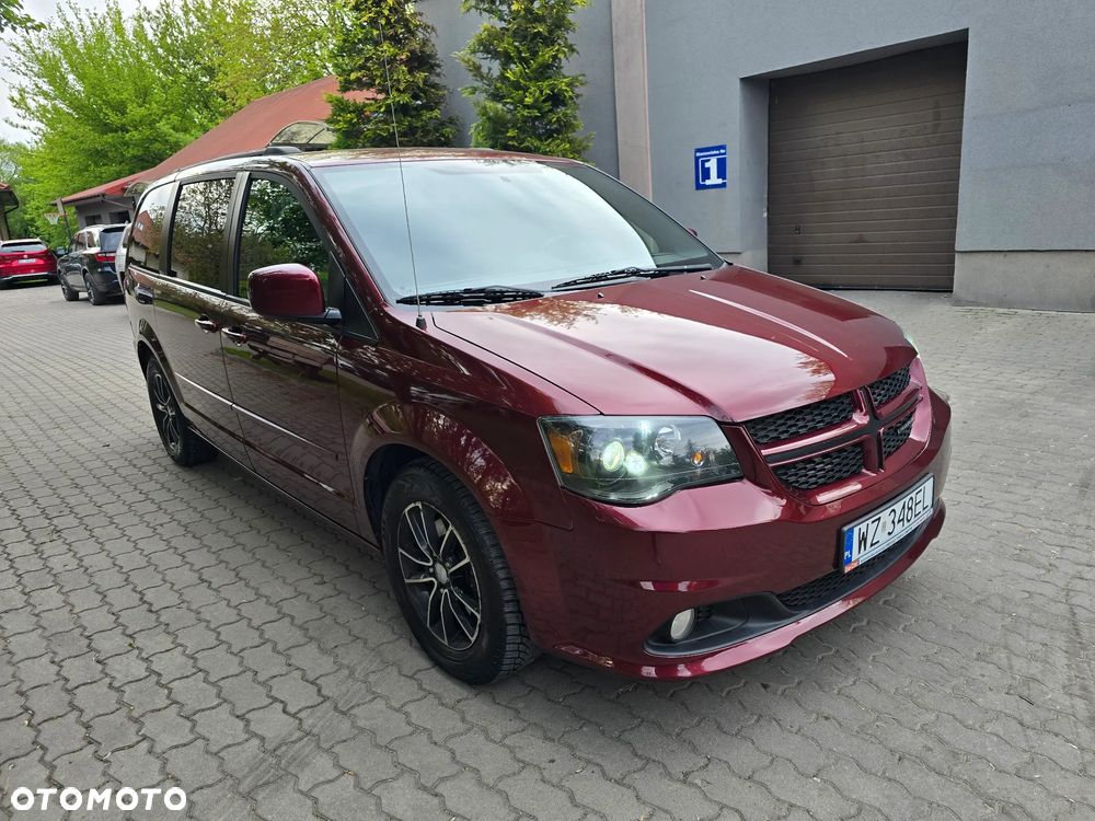 Dodge Grand Caravan - 32