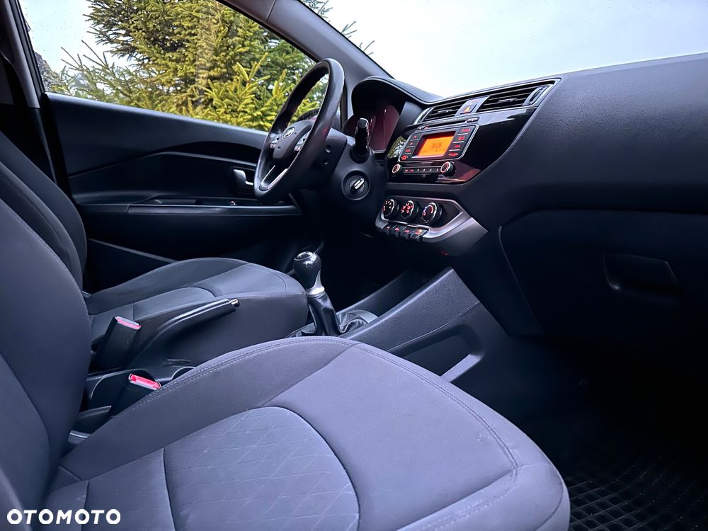 Kia Rio 1.2 M - 9