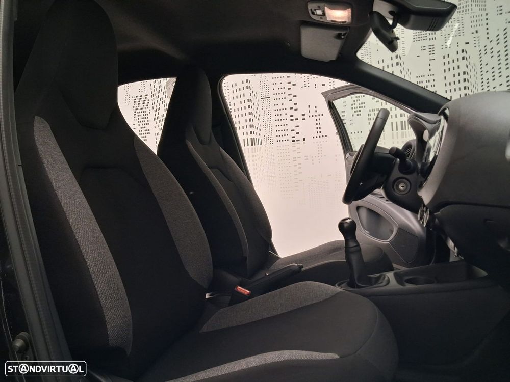 Toyota Aygo X 1.0 Play - 12