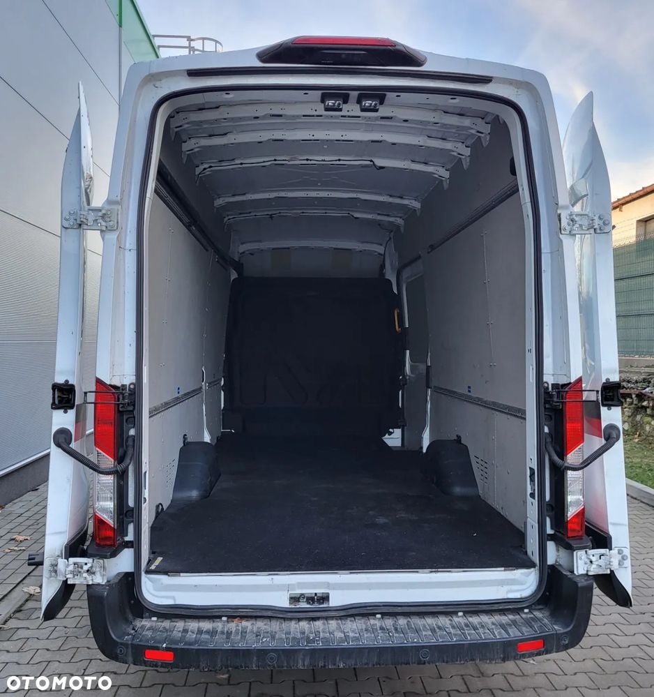 Ford Transit - 8