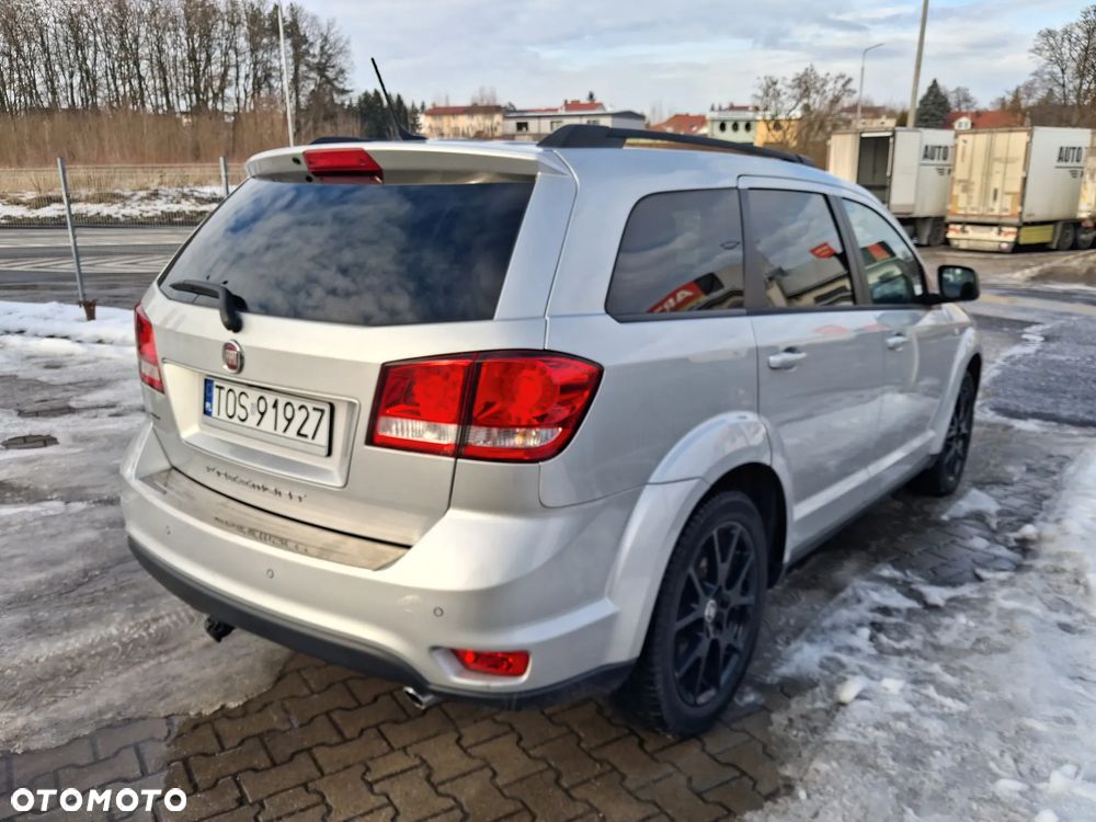 Fiat Freemont 2.0 Multijet Lounge AWD - 4