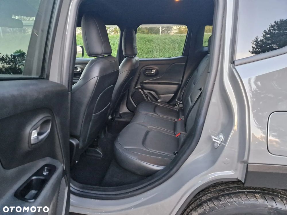 Jeep Renegade - 13