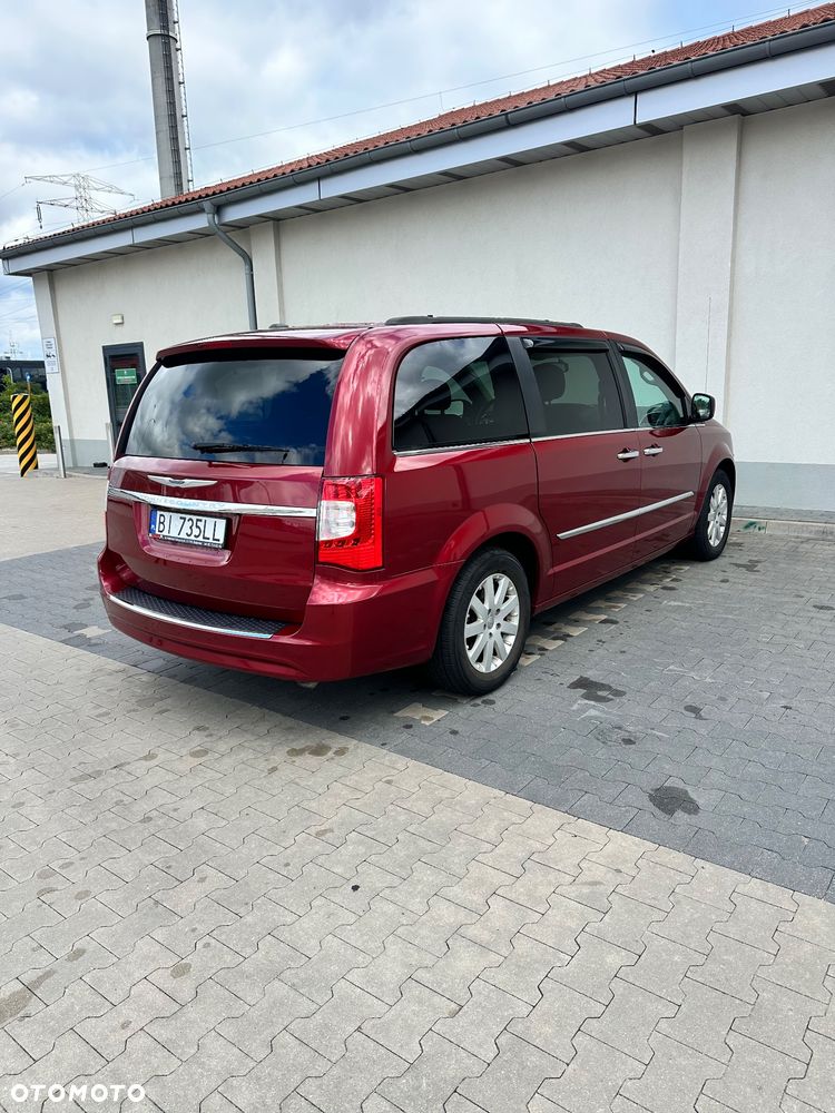 Chrysler Town & Country 3.6 Touring - 13