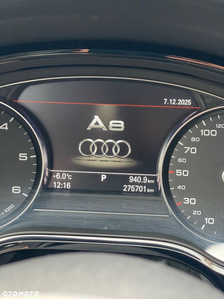 Audi A8 4.2 TDI DPF (clean diesel) quattro tiptronic Lang - 27