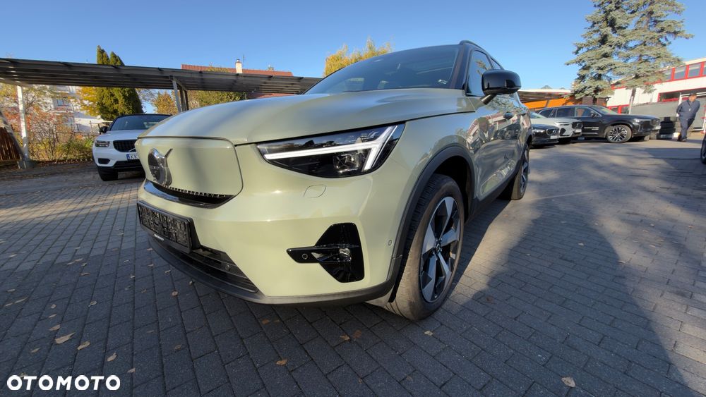 Volvo Ex40 2024 photo 2