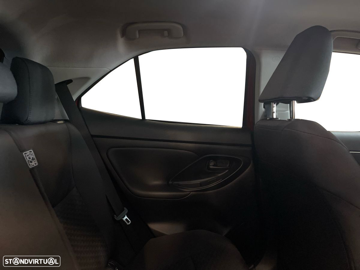 Toyota Yaris Cross 1.5 HDF Comfort Plus - 7