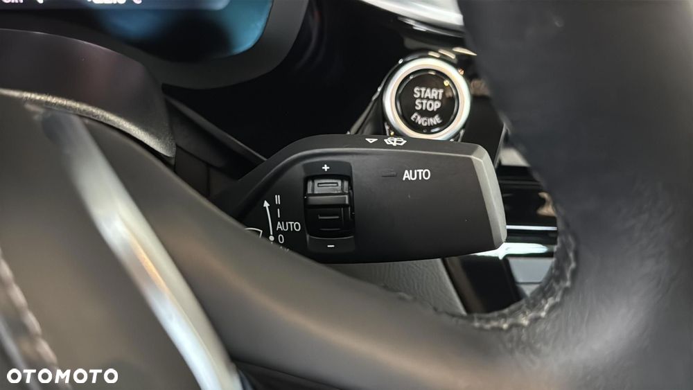 BMW Seria 5 530i xDrive mHEV Luxury Line - 28