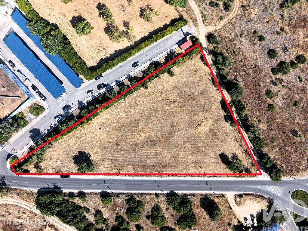 Terreno em Albufeira e Olhos de Água - Grande imagem: 3/9
