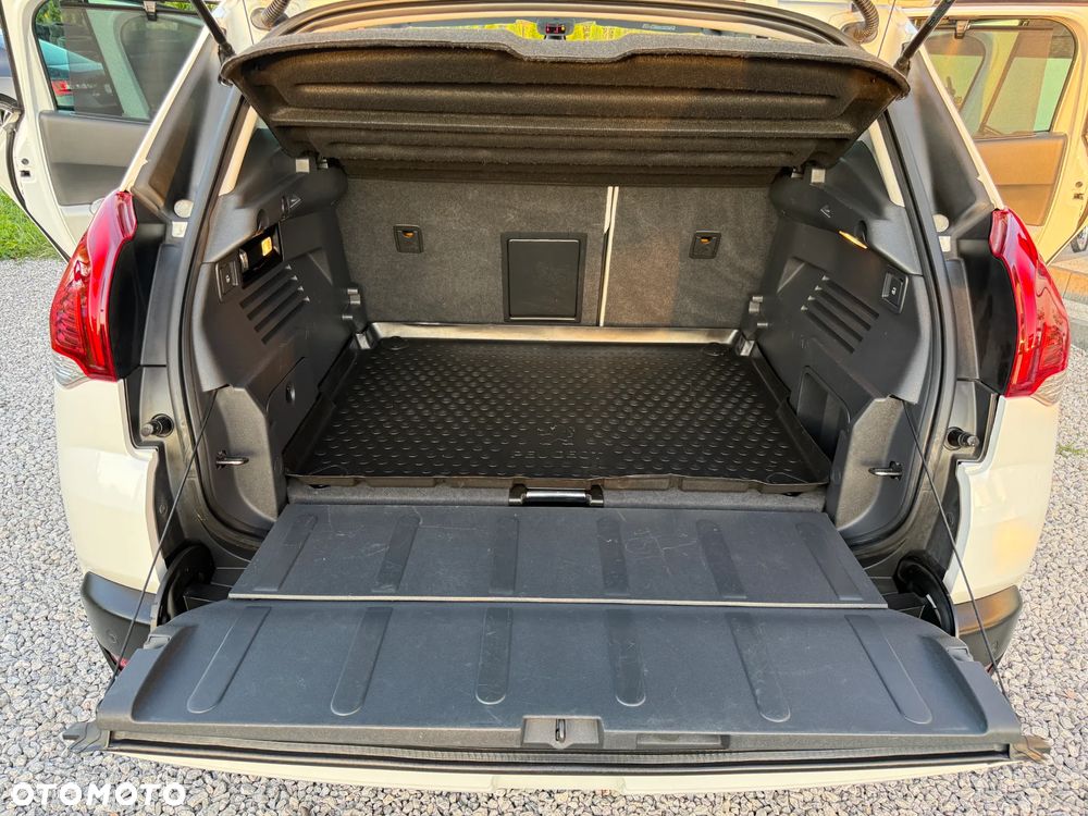 Peugeot 3008 HDi FAP 165 Automatik Business-Line - 26