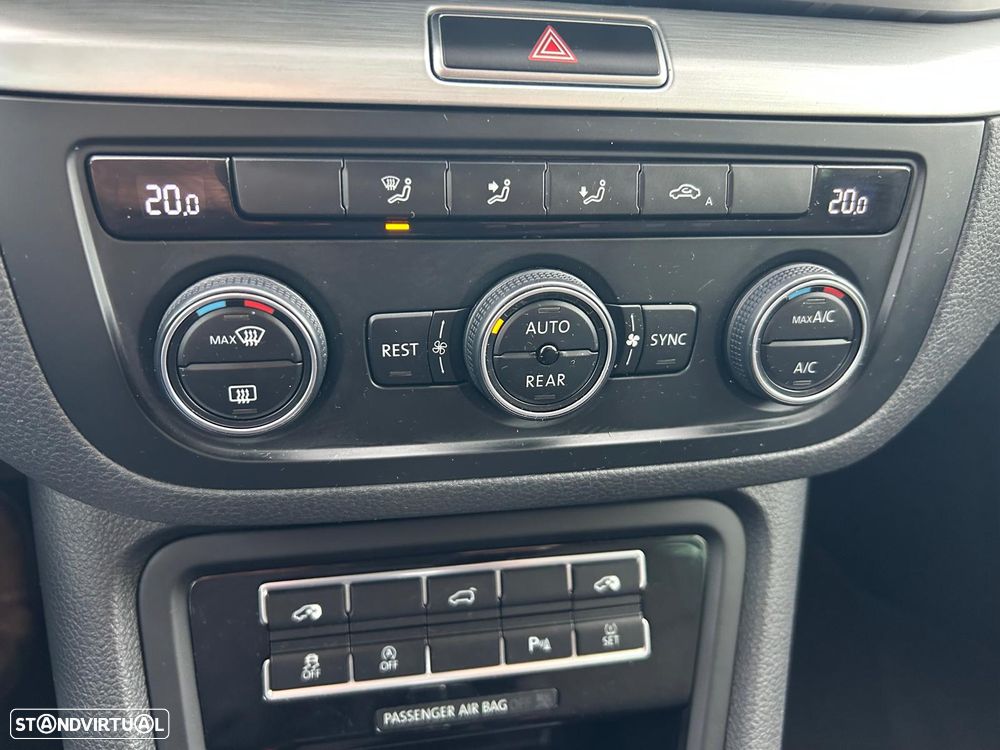 VW Sharan 2.0 TDI Highline DSG - 18