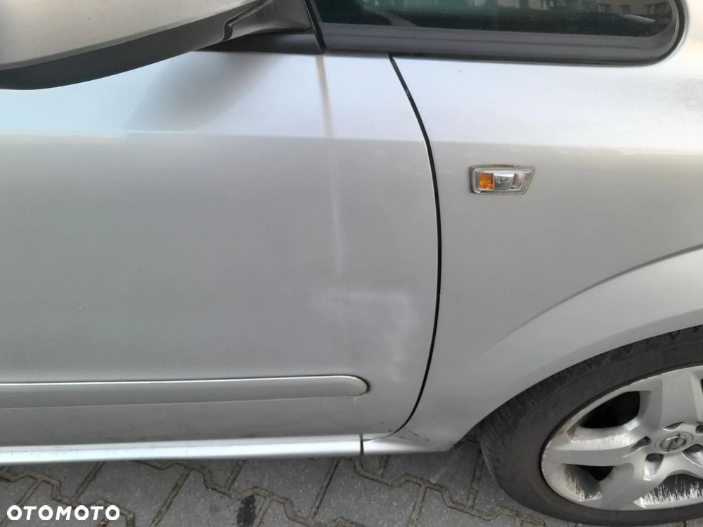 Opel Zafira 1.9 CDTI Essentia - 14