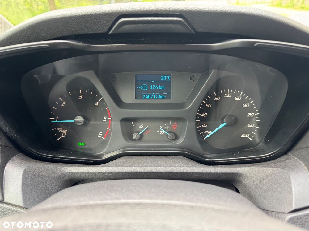 Ford Transit - 11