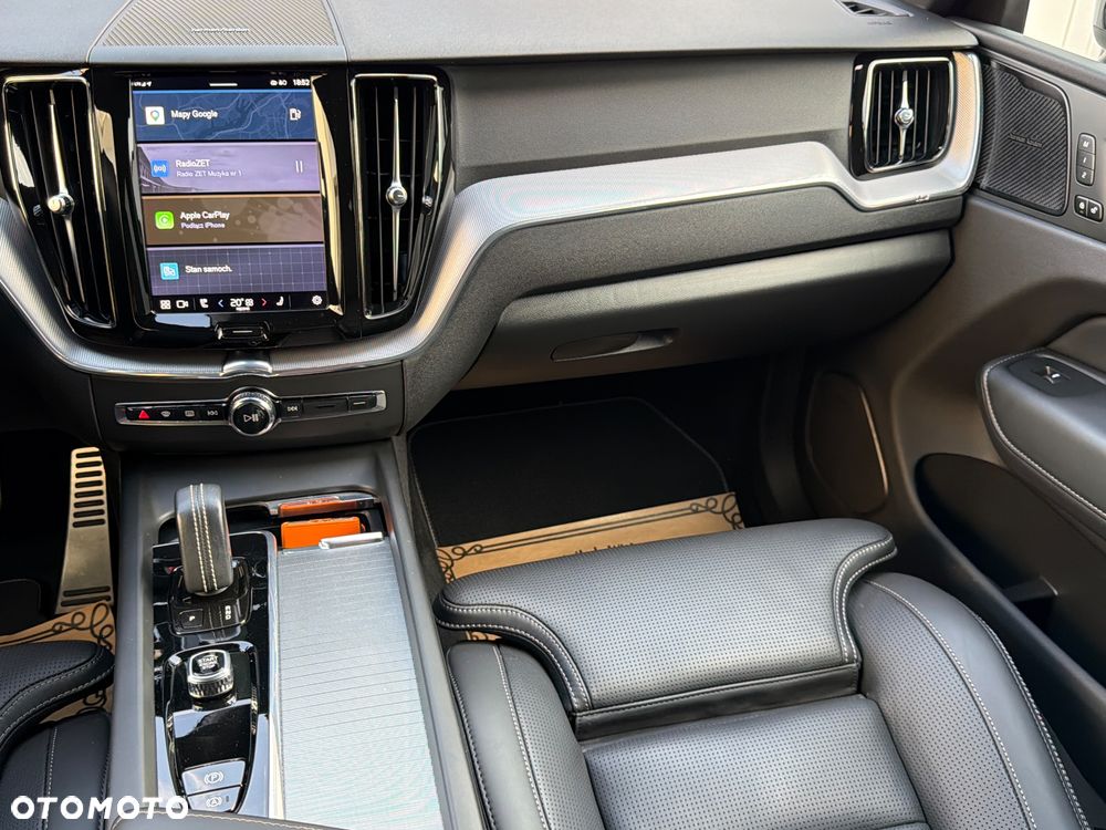 Volvo XC 60 B4 D AWD Geartronic RDesign - 41