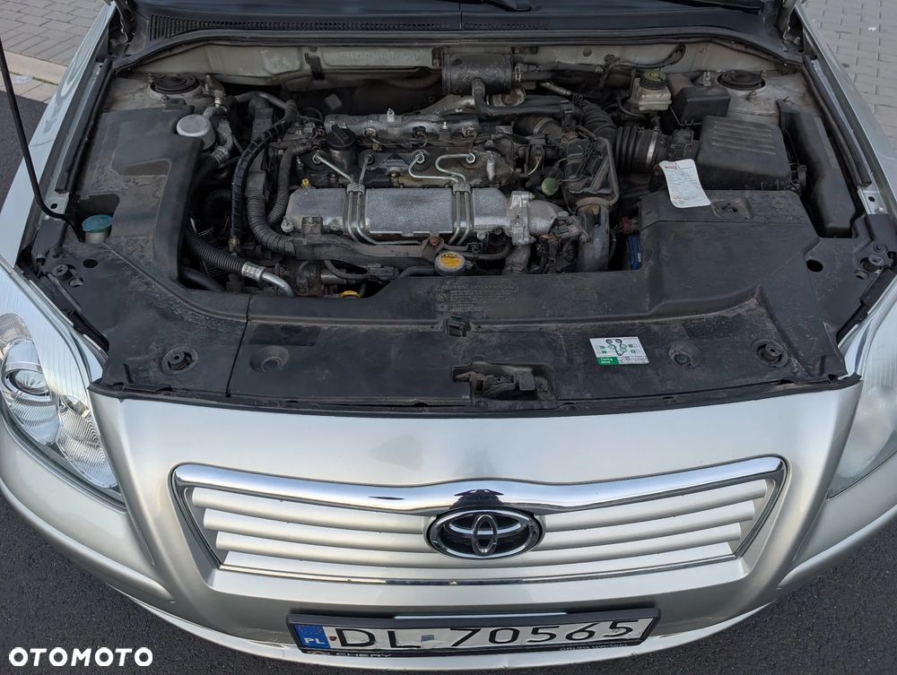 Toyota Avensis 2.0 D-4D Prestige - 20
