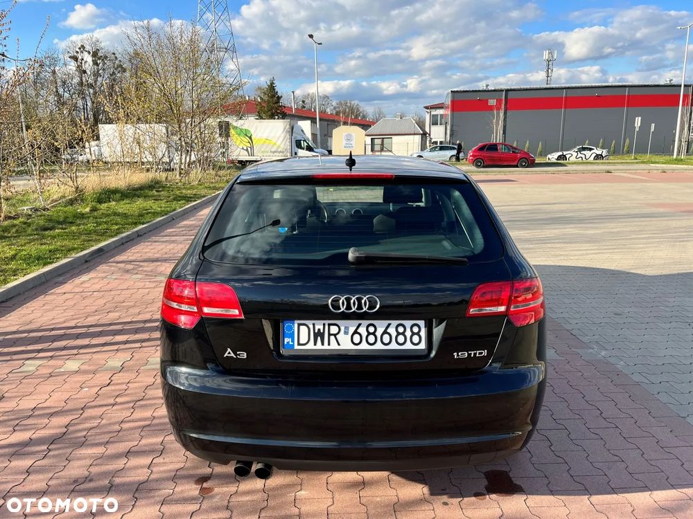 Audi A3 Sportback 1.9 TDI Attraction - 35